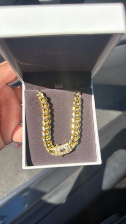 Gold Cuban Link Chain Bracelet
