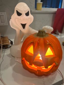 Halloween Light-Up Ghost blow mold