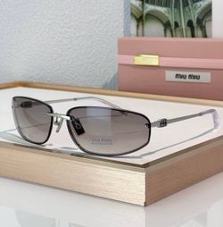 Sunglasses Miu Miu