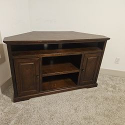 Corner TV Stand
