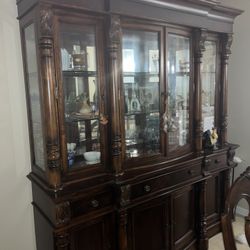 China Cabinet 