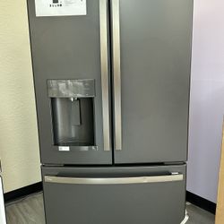 GE FRENCH DOOR REFRIGERATOR GFE28GELDS