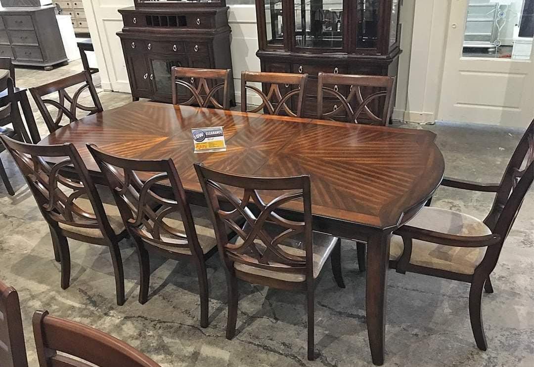 7 Pcs Dining Room Set Dining Table and 6 Chairs Keegan 