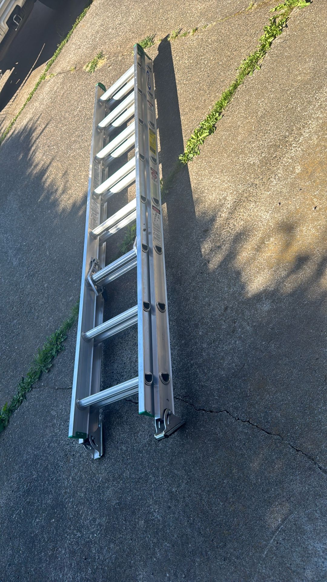 Werner 225lb - 16 ft Ladder
