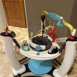 Evenflo ExerSaucer Jump and Learn Bouncer Activity Station