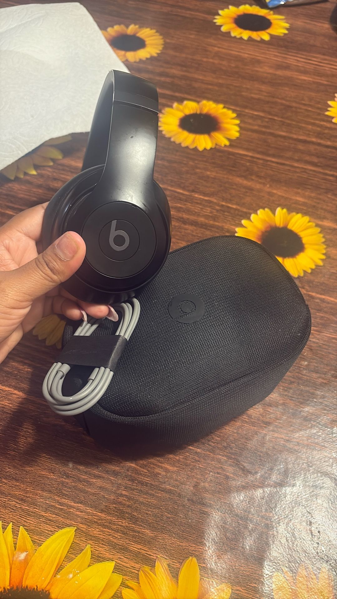 Beats Studio Pro