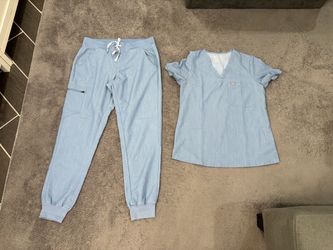 S/M FIGS Heather Denim Scrub Set