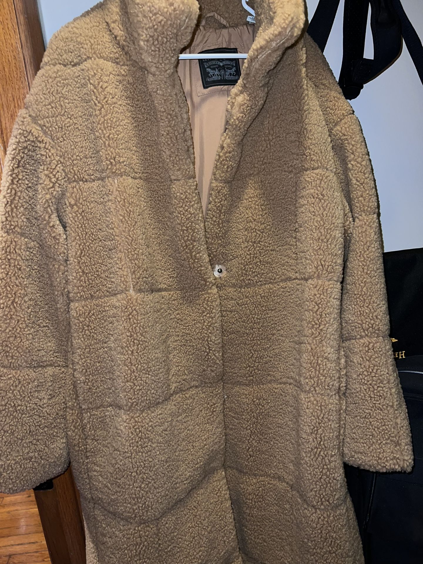 Long Levi’s Teddy Coat