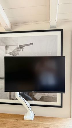 ASUS TUF Gaming 32” (31.5” viewable) 4K HDR DSC Gaming Monitor (VG32UQA1A) - UHD (3840 x 2160), 160Hz, 1ms, Extreme Low Motion Blur Sync, Freesync Pre