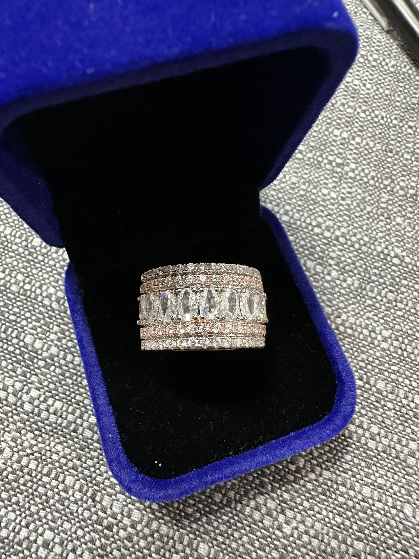 Swarovski Party Ring