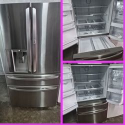 Stainless steel French door refrigerator