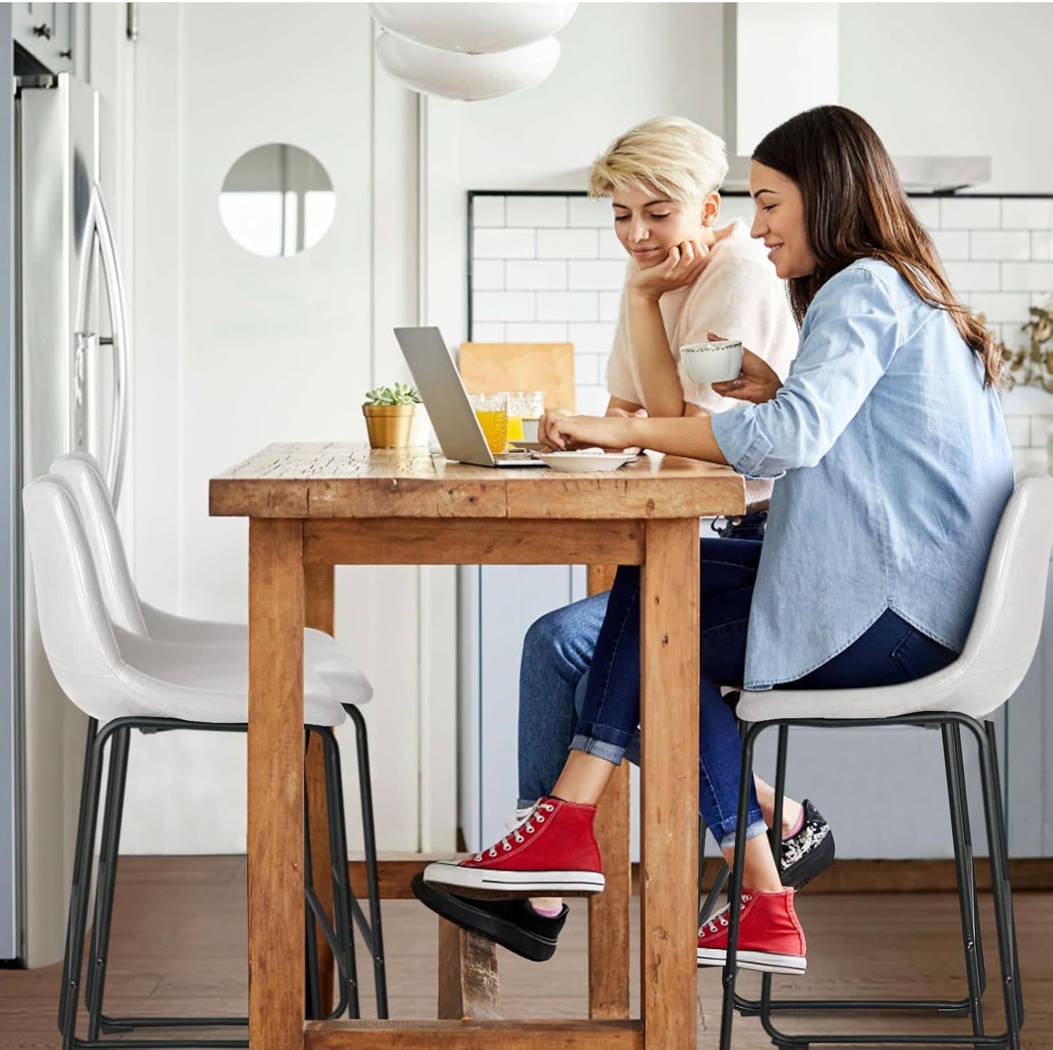 E106 $120  30 inch Bar Stools Set of 4, Modern Counter Height Bar Stools