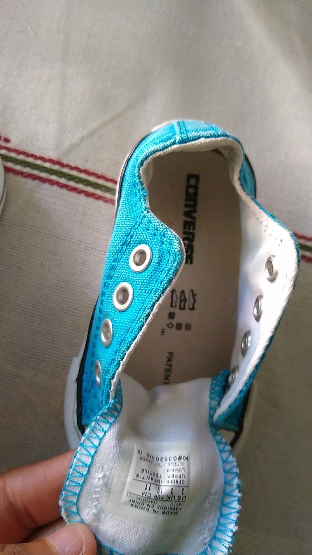 Converse size 3