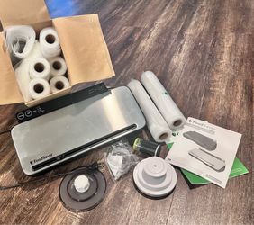 FoodSaver vacuum sealer
