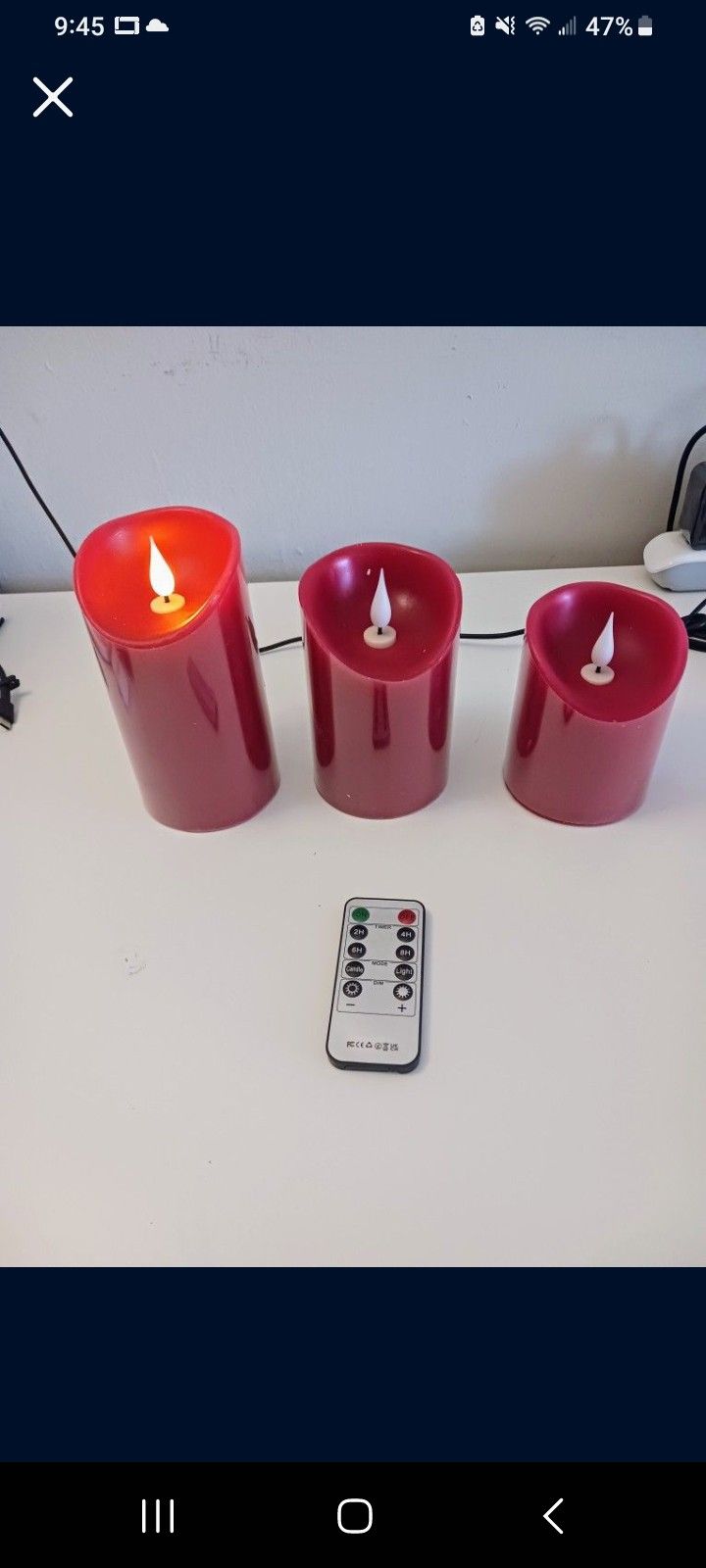 3 flameless  candles  light  New that make different colors. 
With remote control.
Batteries(AAA batteries) not included.
Only 5 dollars. 
Incredible 