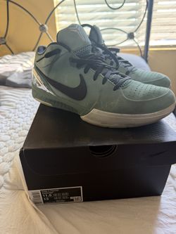Kobe’s 4s