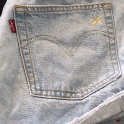 Levi Shorts With Flowers 33