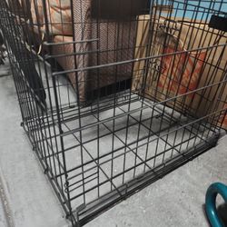 MEDIUM DOG CRATE  2 $$OBO$$