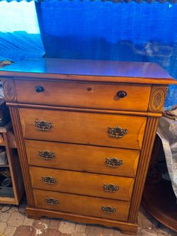 Dresser