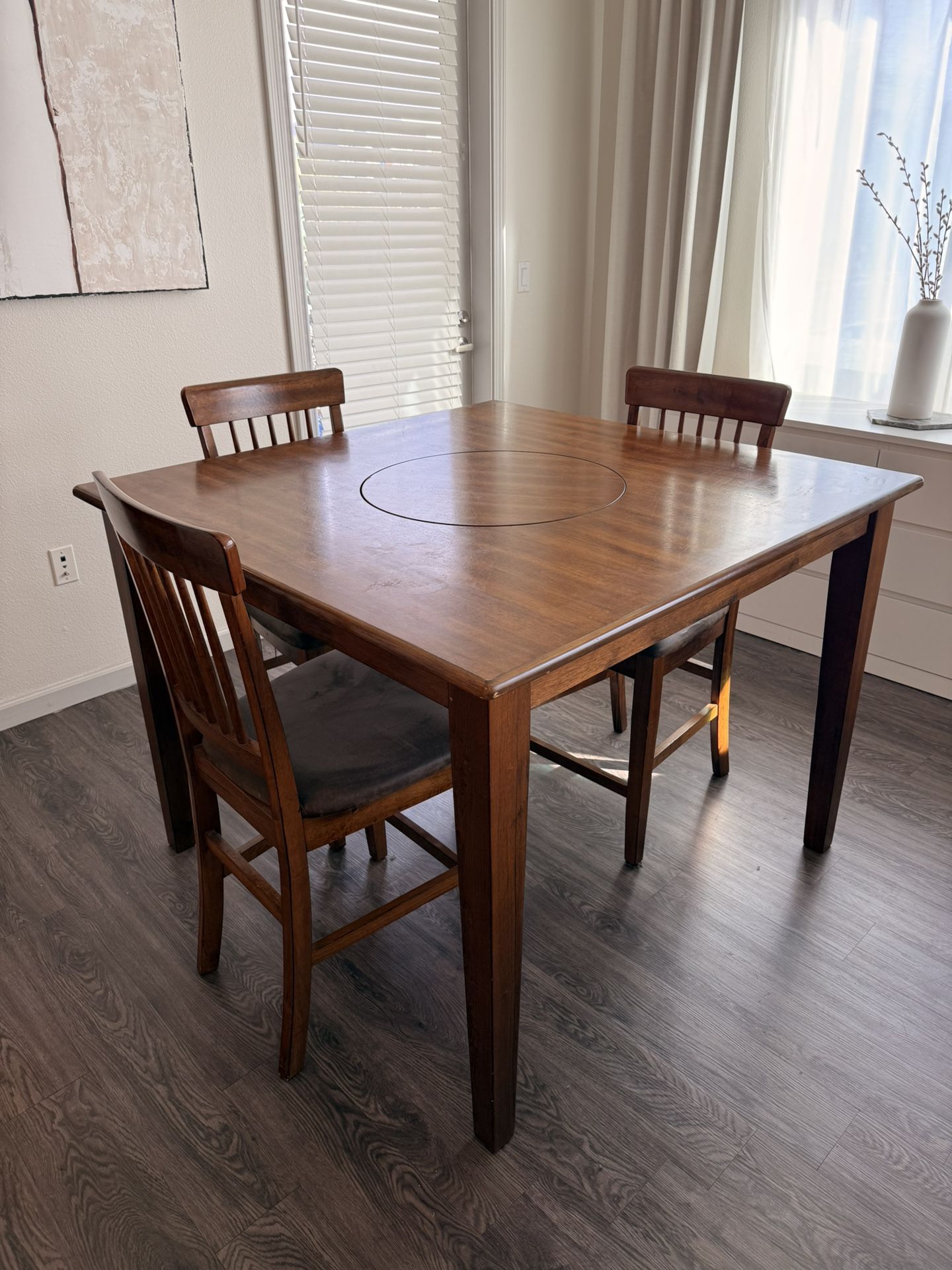 Beautiful Solid Wood Table With Lazy Susan 