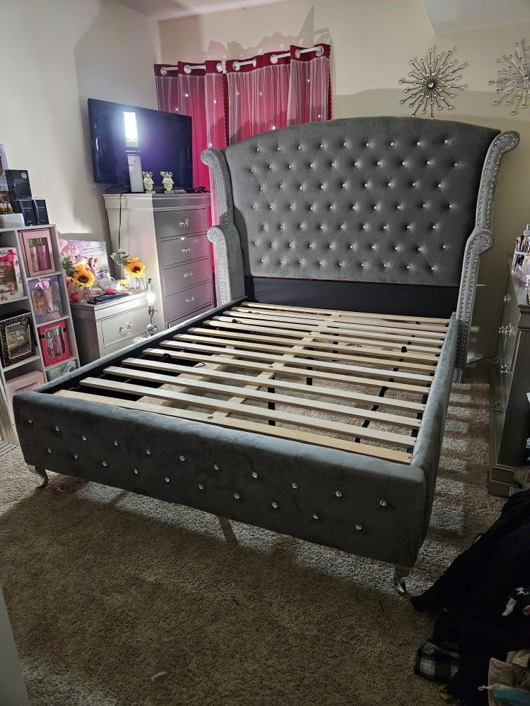 Brand New In box Gray Velvet Queen Size Platform Bed Frame Special