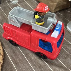Free fisher price fire trucks (2)