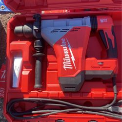 Milwaukee Rotary Hammer 