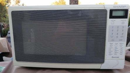 Sharp Corousel Microwave in great working condition