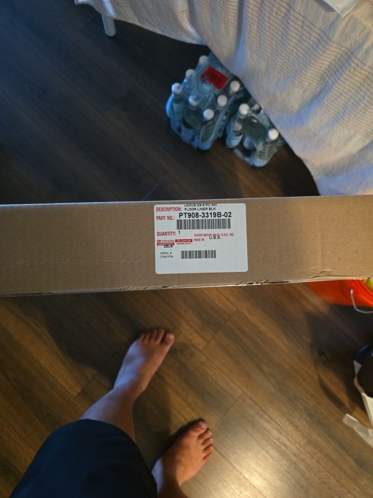 Brand new All Weather OEM Liner 2020-2022 Es