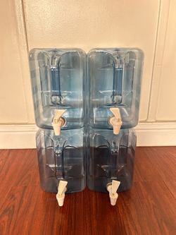 4x 3 gallon Water Bottles Tanks