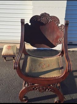 Vintage Renaisance Chair With Footstool