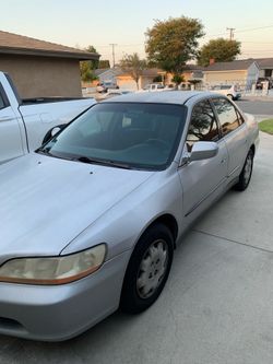 2000 Honda Accord