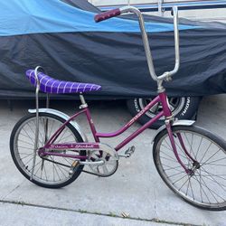 Schwinn Stardust Vintage Girls Bike 