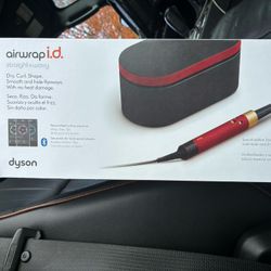 Dyson Airwrap I.D. Special Edition Red Velvet and Gold