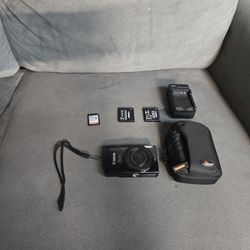Canon PowerShot ELPH 190 IS Digital Camera, Charger+Battery+Card