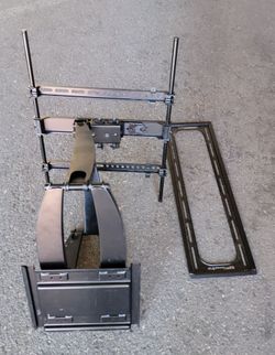 Full Motion TV Wall Mount Bracket