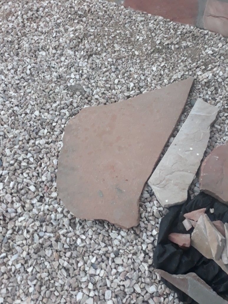 Flagstone Big Med Small Pieces