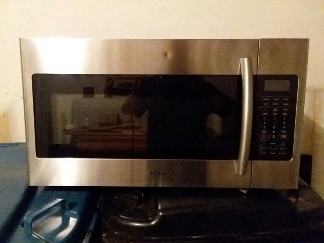 Samsung above the range mount microwave oven Model #: ME18H704SFS for ...