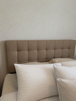 Modway Lily Tufted Full Size Headboard – Beige – Like New