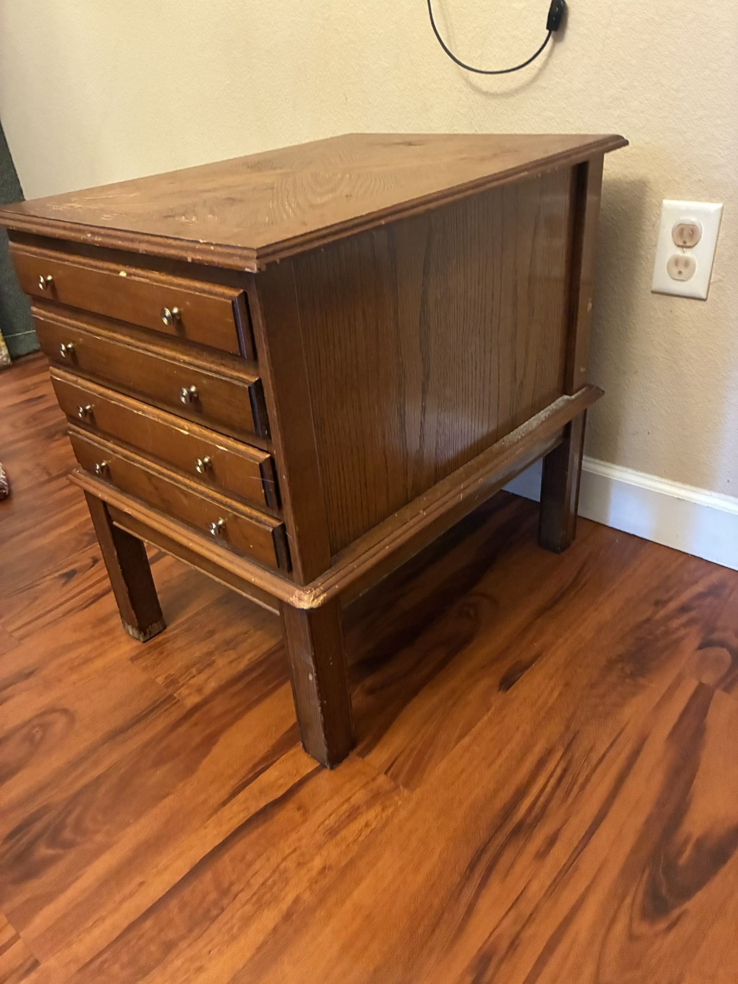 Vintage End Table With Tv Tray Combo
