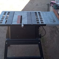 Skilsaw Table Saw