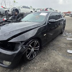 2008 BMW 328I E93 PARTING OUT PARTS FOR SALE PARTES