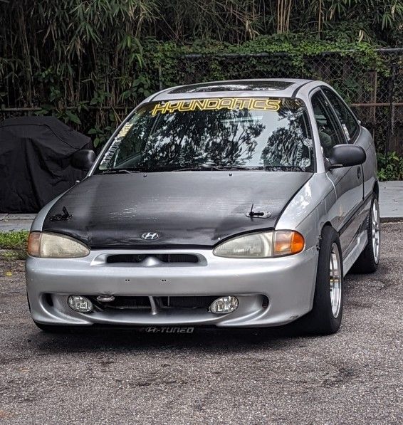 1995 Hyundai Accent