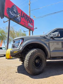 17x9 Mojave Lock Off-road Wheels And Tires 37/1250/17 BF Goodrich KO2