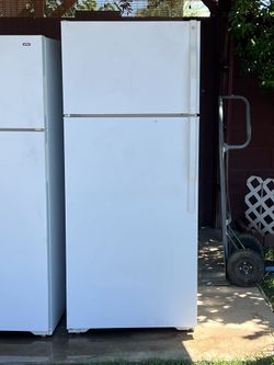GE Refrigerator 