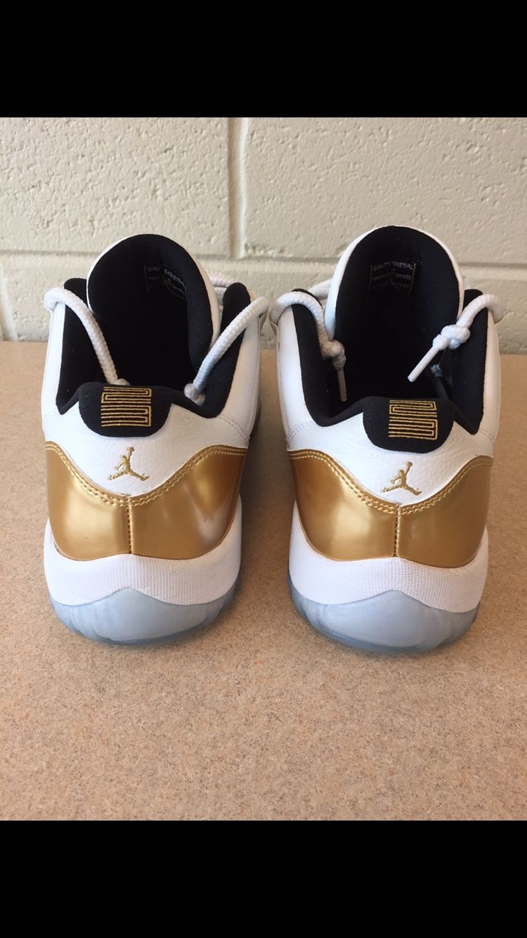 Air Jordan 11 Retro Low Closing Ceremony