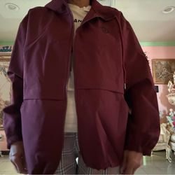 Lululemon windbreaker