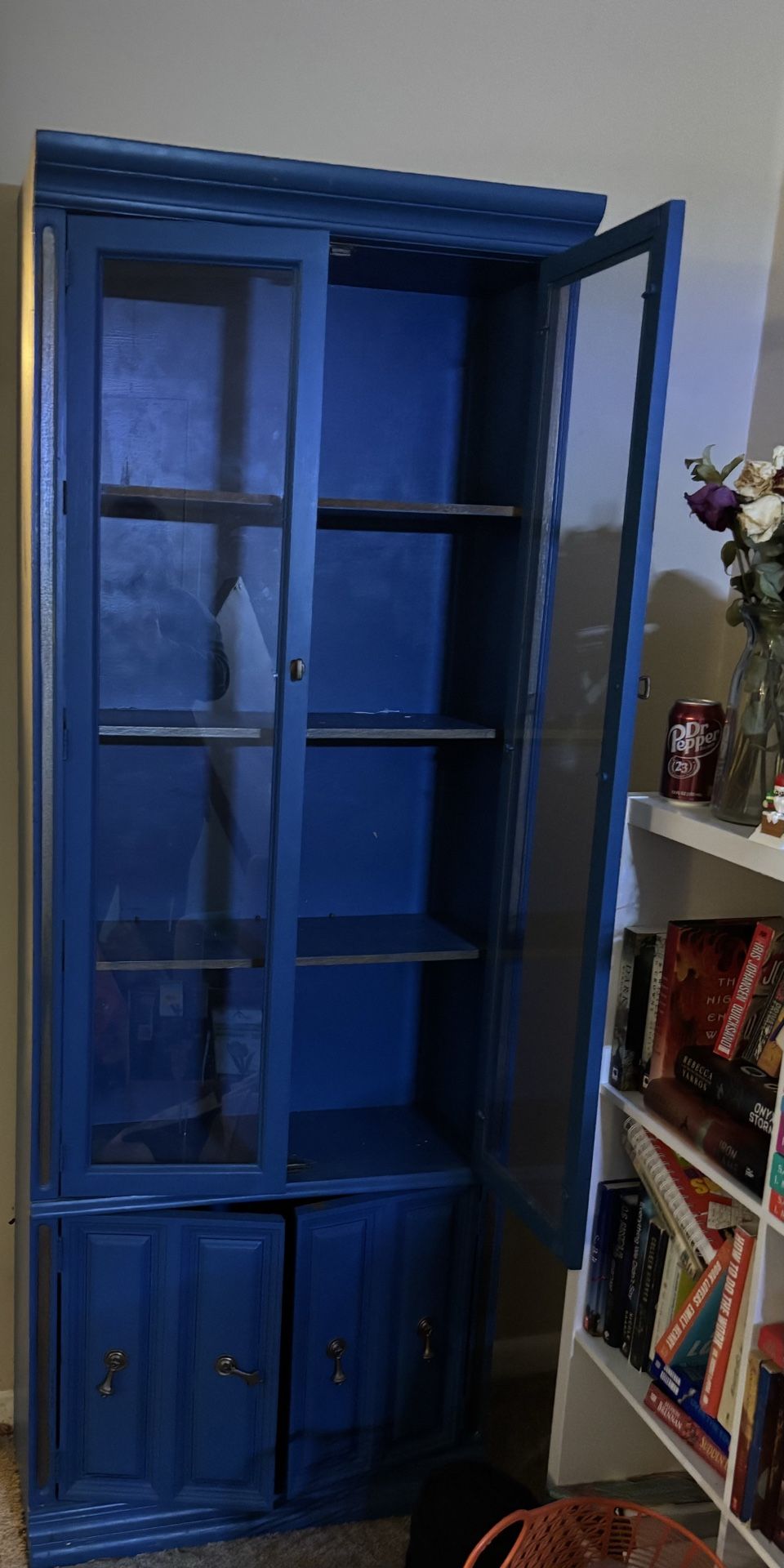 Blue hutch