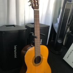 Guitarra Yamaha Clasica 