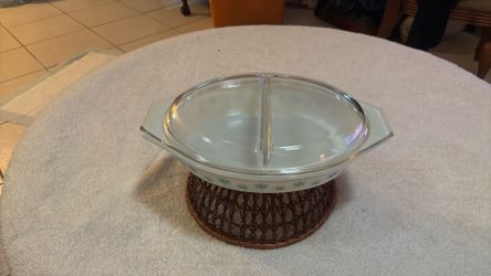 Vintage Pyrex Casserole Dish With Lid